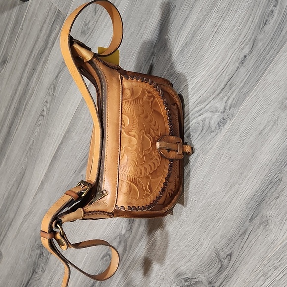 Patricia Nash Burnished Tooled Crossbody Bag - Picture 2 of 10